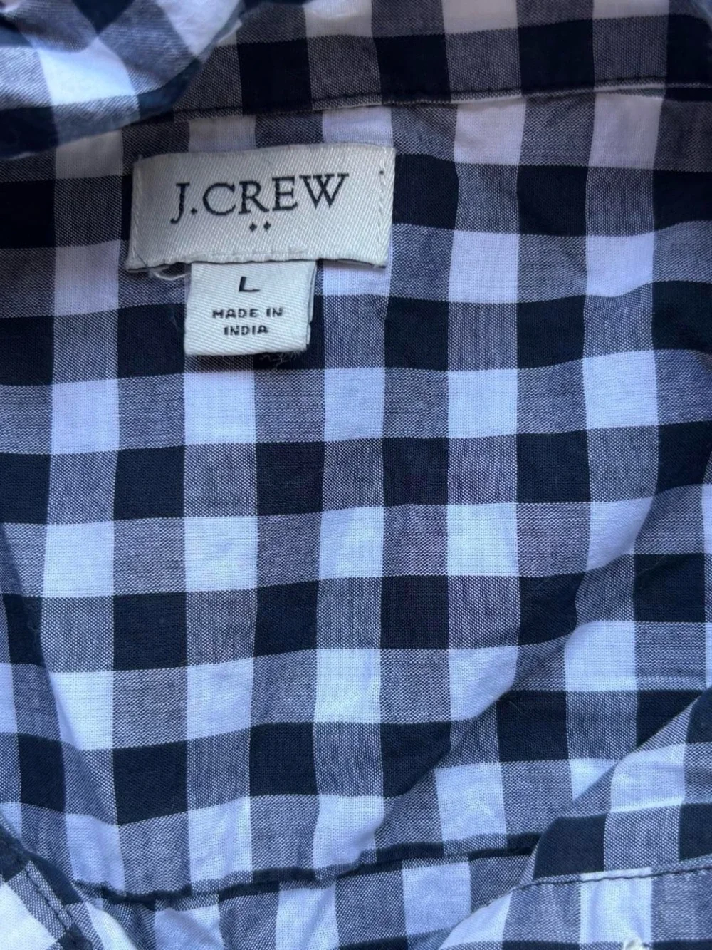 ✨ J.Crew gingham button-up shirt in a L✨